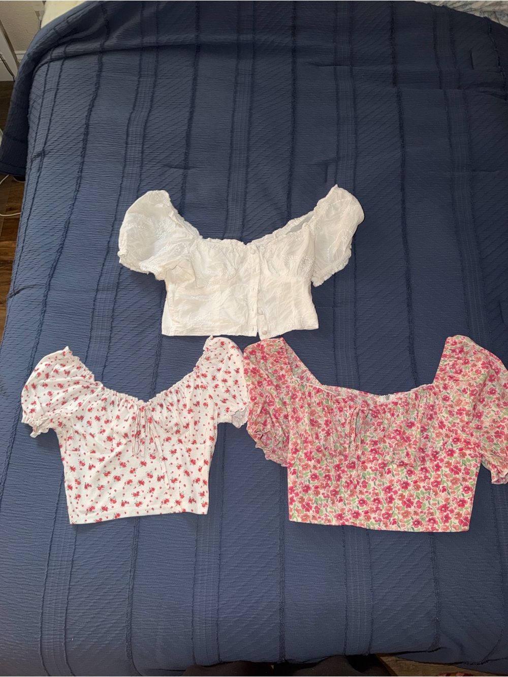 SHEIN Floral Puff Sleeve Crop Tops Trio - White, Pink, Red